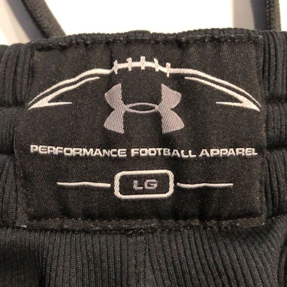 Under Armour Performance Football Shorts Sz. L - Picture 4 of 8